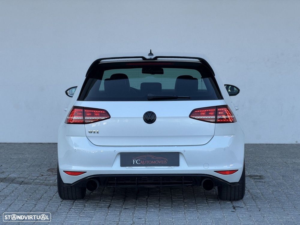 VW Golf 2.0 TSi GTi DSG - 17