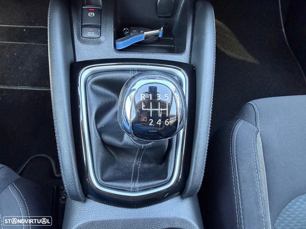 Nissan Qashqai 1.3 DIG-T N-Connecta J18 Led - 24