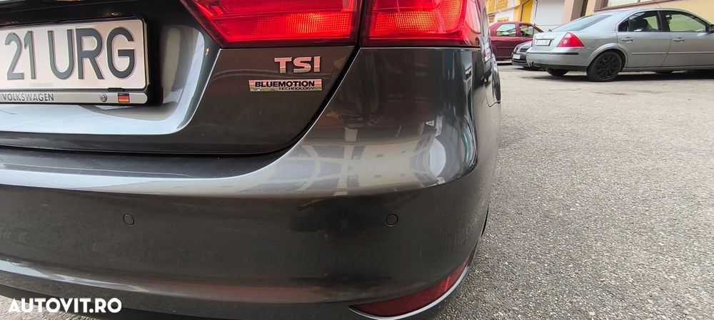 Volkswagen Jetta 1.2 TSI BlueMotion Technology Life - 17