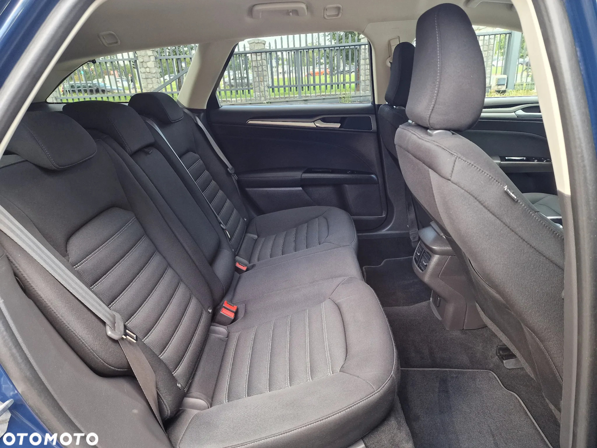 Ford Mondeo 2.0 TDCi Trend PowerShift - 18