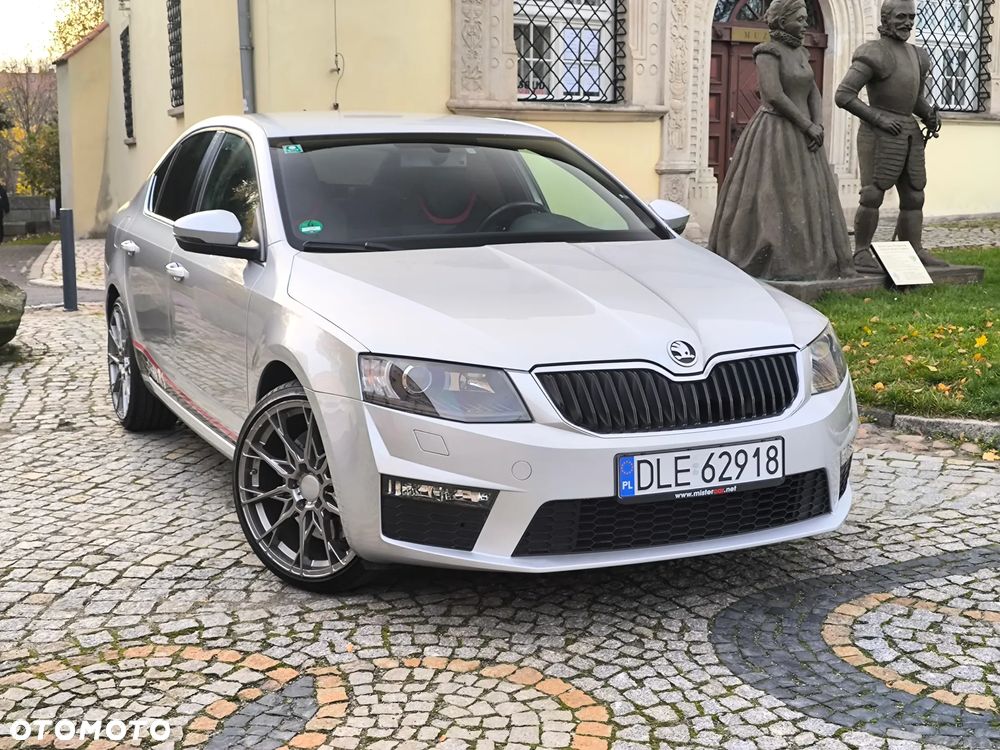 Skoda Octavia 2.0 TSI RS - 8