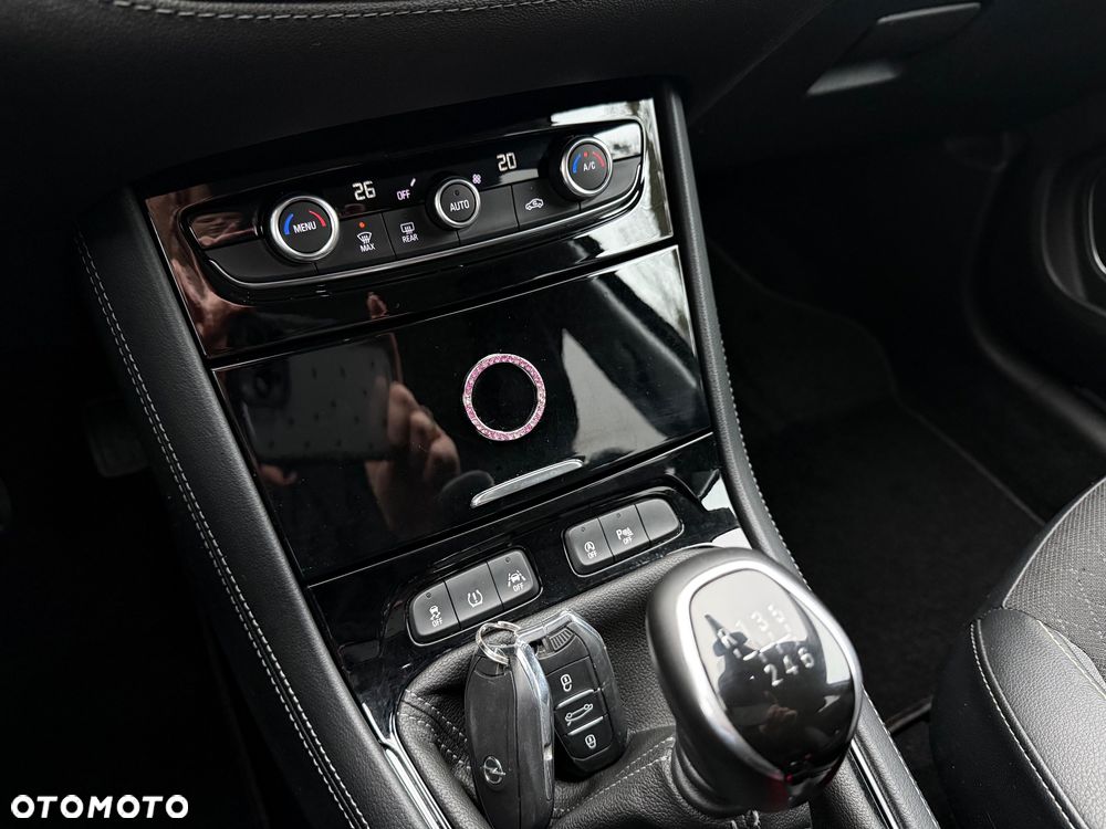 Opel Grandland X 1.2 Start/Stop Business Elegance - 17