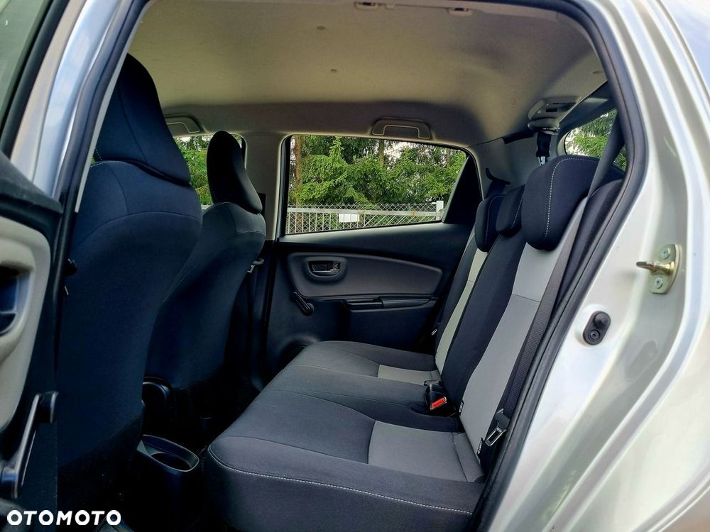 Toyota Yaris 1.5 VVT-i Style - 10