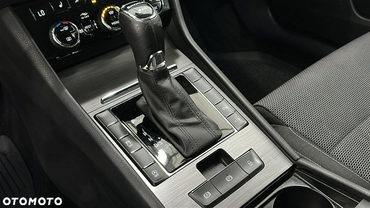 Skoda Superb - 18