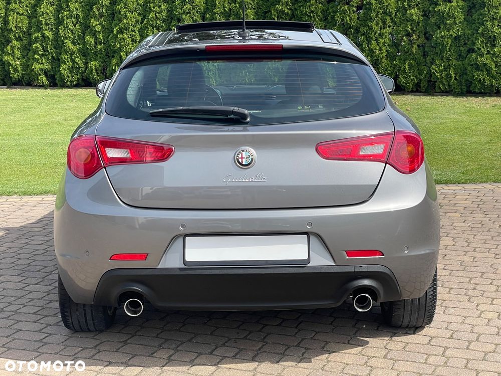 Alfa Romeo Giulietta 2.0 JTDM 16V TCT Turismo - 10