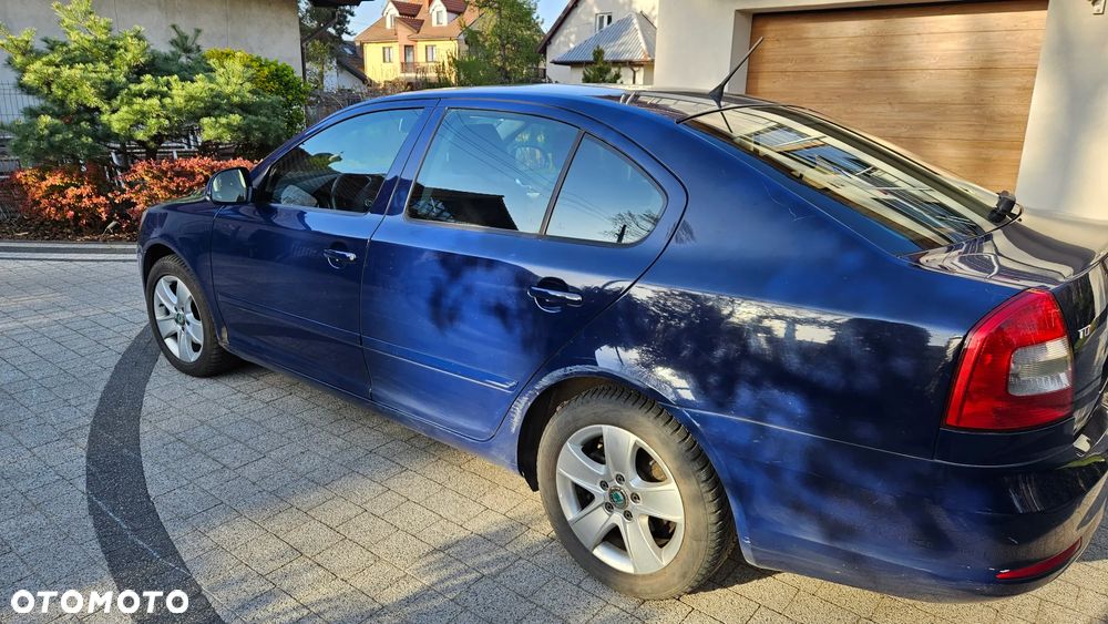 Skoda Octavia 2.0 TDI Elegance DSG - 3