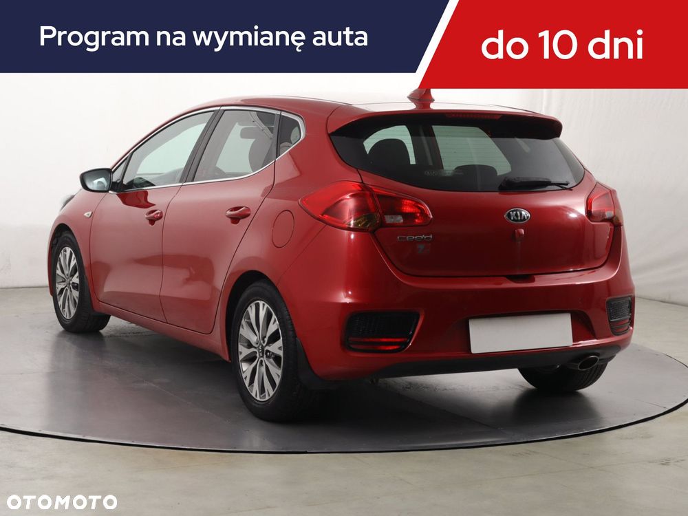 Kia Ceed - 6