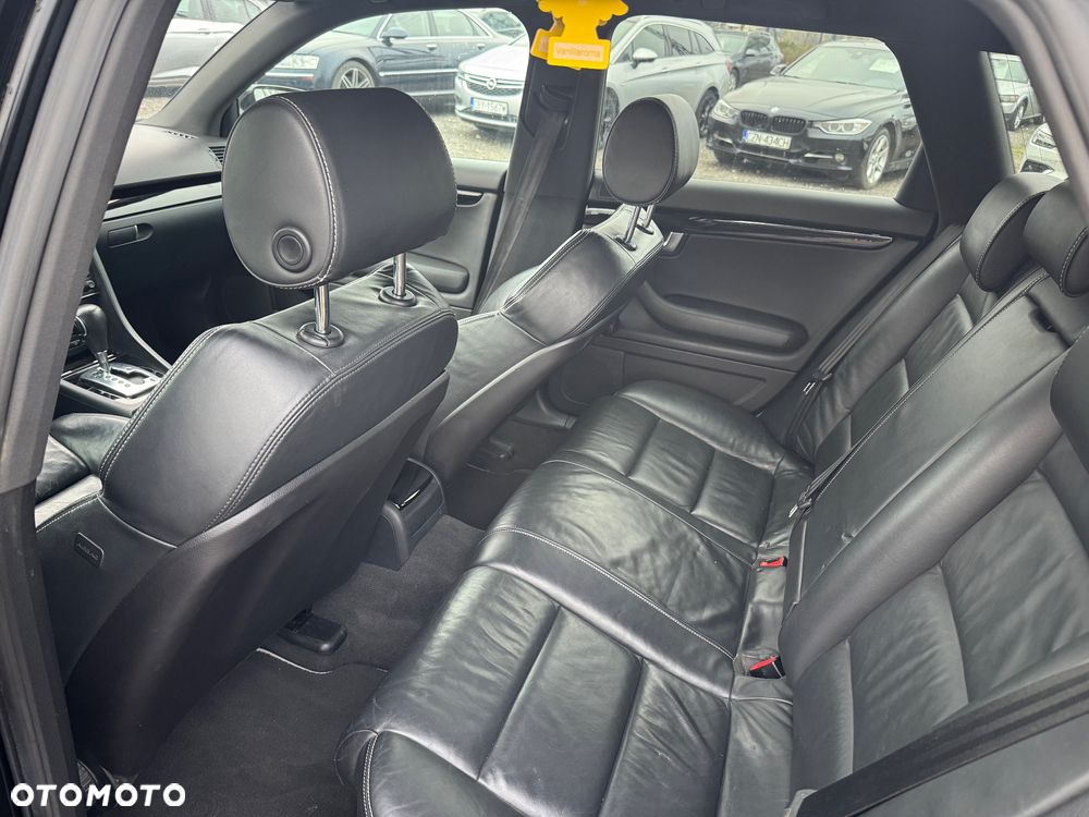 Audi A4 Avant 2.0 TDI DPF multitronic - 26