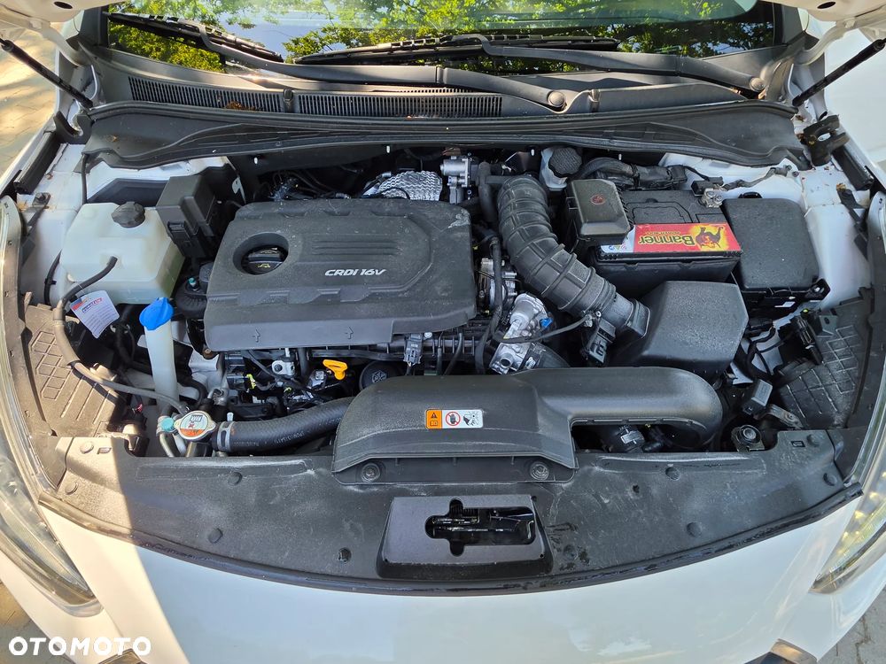 Hyundai i40 Kombi 1.7 CRDi DCT Premium - 37