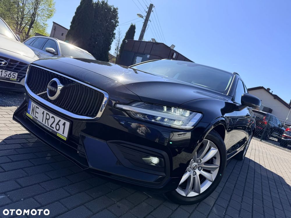 Volvo V60 D4 Momentum Pro - 2