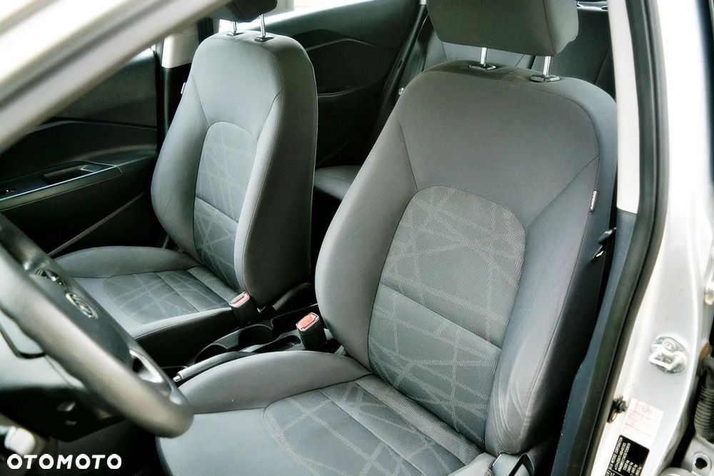 Kia Rio 1.2 Edition 7 - 14