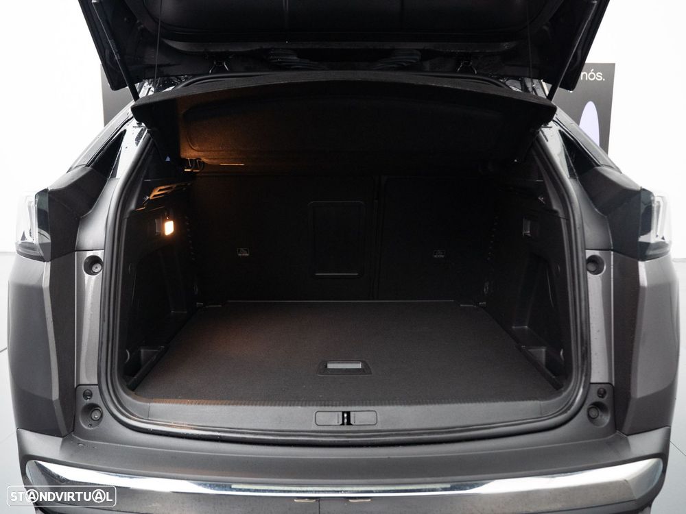 Peugeot 3008 1.5 BlueHDi GT EAT8 - 11