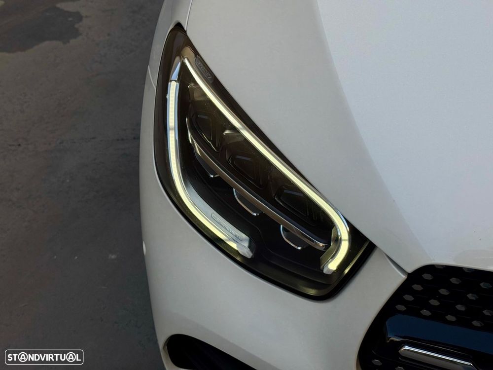 Mercedes-Benz GLC 300 de Coupe 4Matic 9G-TRONIC AMG Line Plus - 49
