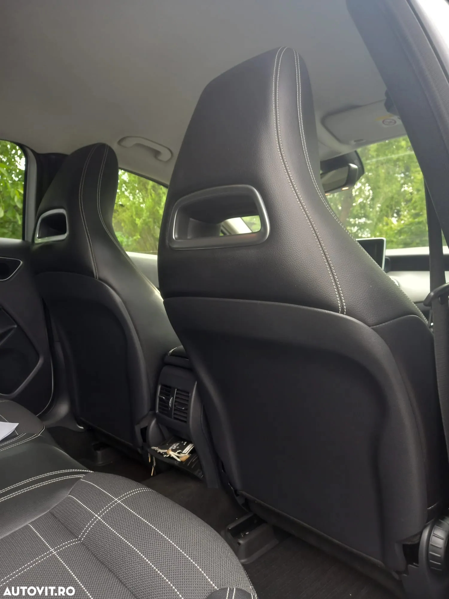 Mercedes-Benz GLA 200 d 4MATIC Aut. - 7