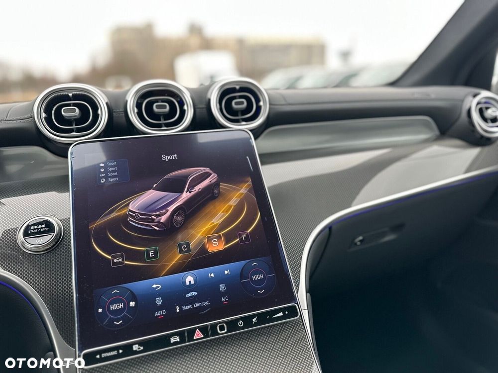 Mercedes-Benz GLC - 19