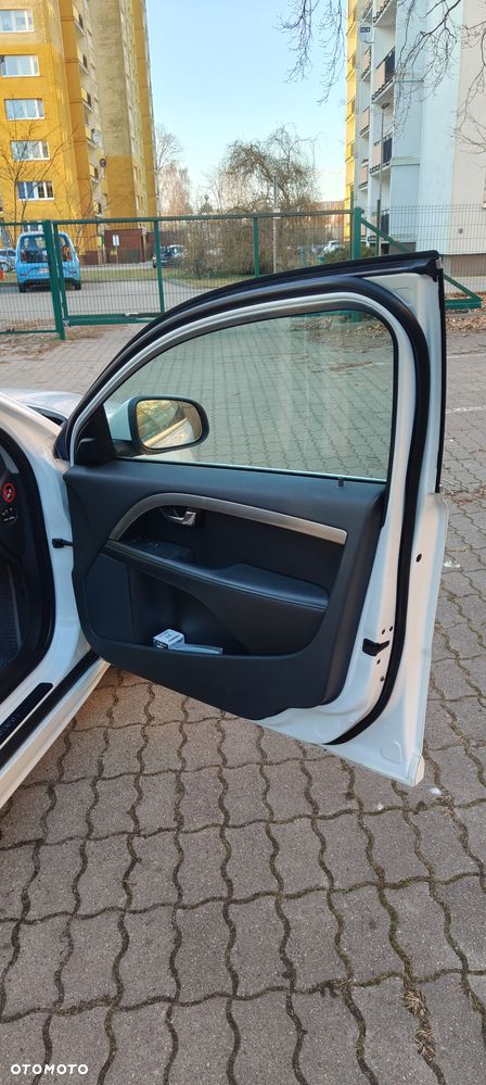 Volvo V70 D3 Geartronic Momentum - 9