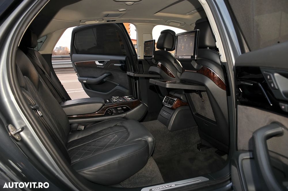 Audi A8 - 15