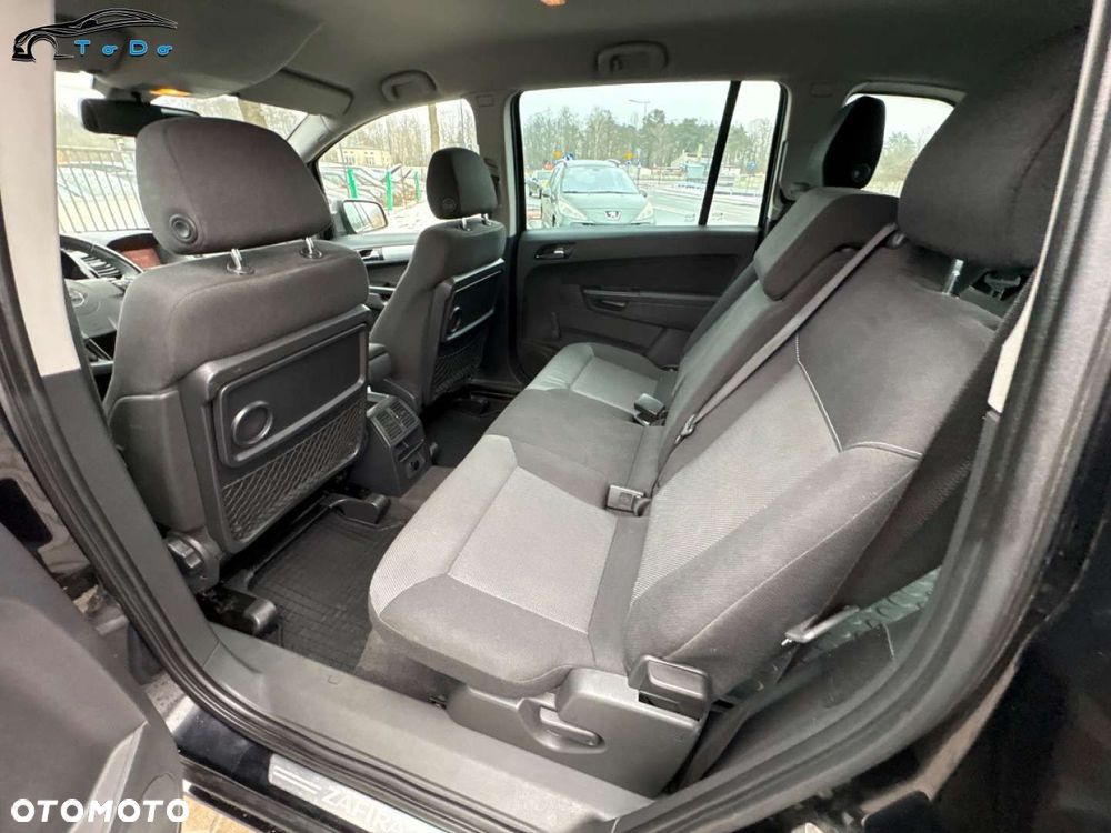 Opel Zafira 1.8 Cosmo - 15