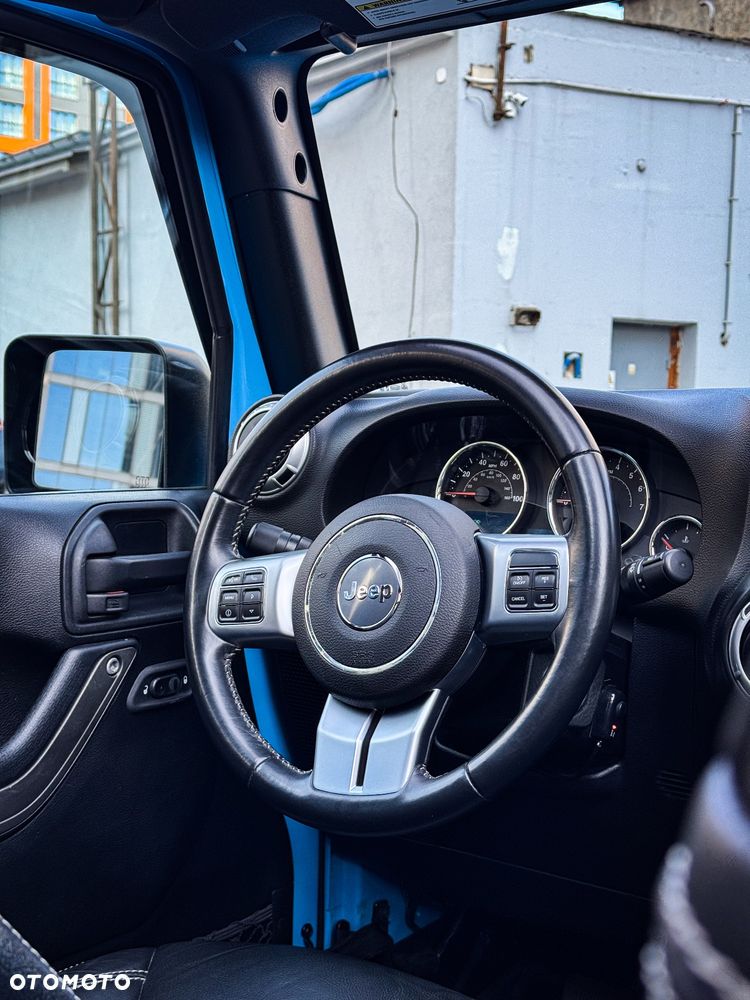 Jeep Wrangler Unlimited 3.6 Automatik Sahara - 19