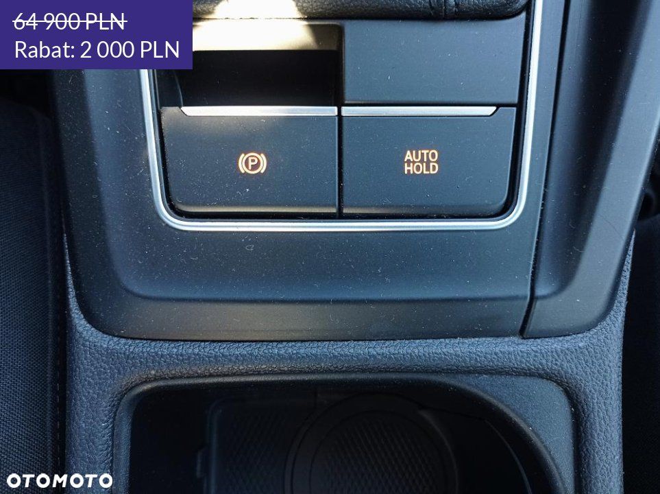 Volkswagen Golf - 28