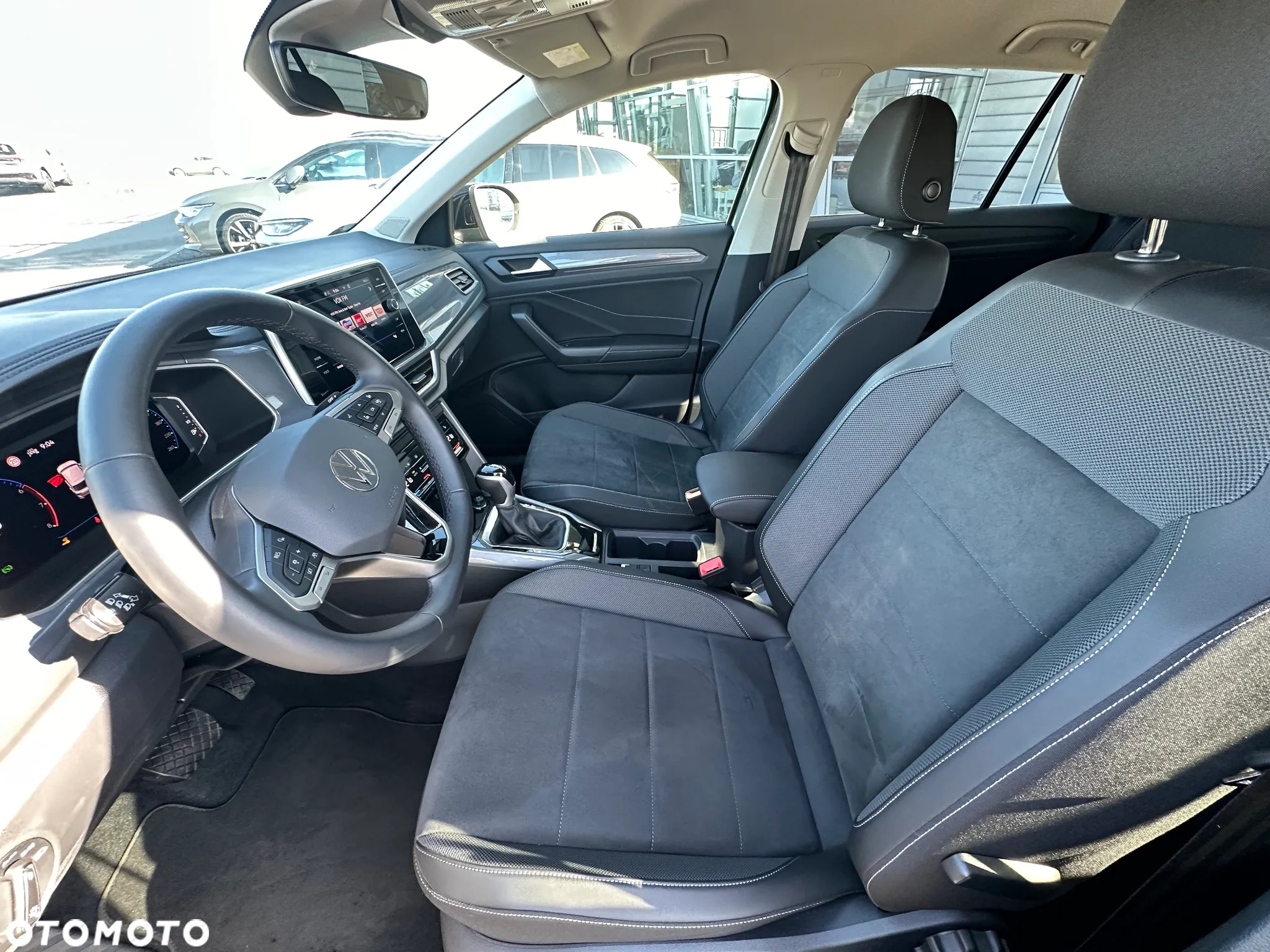 Volkswagen T-Roc 1.5 TSI Style DSG - 8