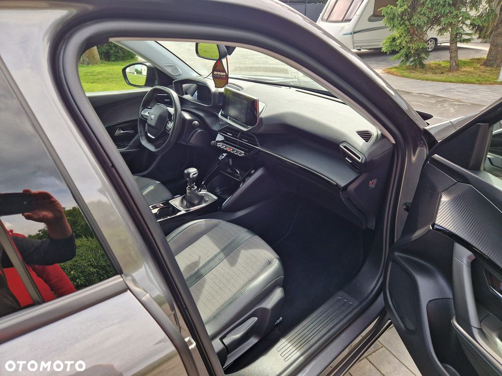 Peugeot 2008 - 12