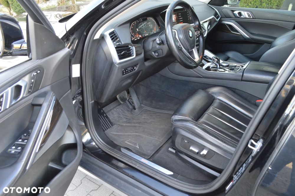 BMW X6 xDrive30d - 9