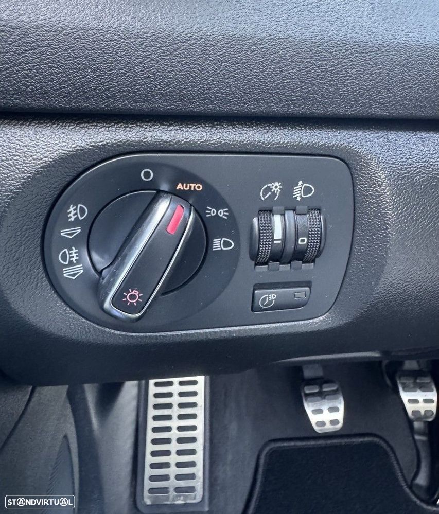 Audi A3 Cabrio 1.9 TDi Sport - 22
