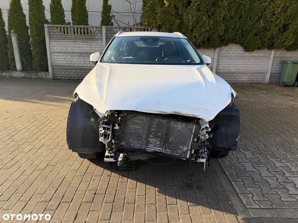 Volvo XC 60 D3 Momentum Pro - 3