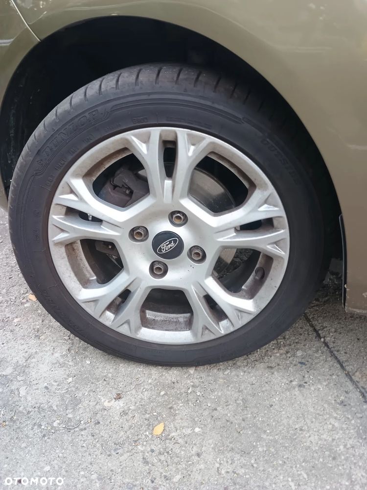 Ford Fiesta 1.25 Trend EU5 - 34
