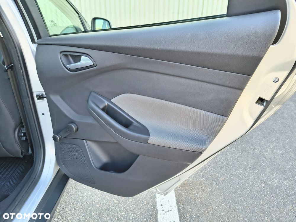 Ford Focus 1.6 TDCi Trend - 16