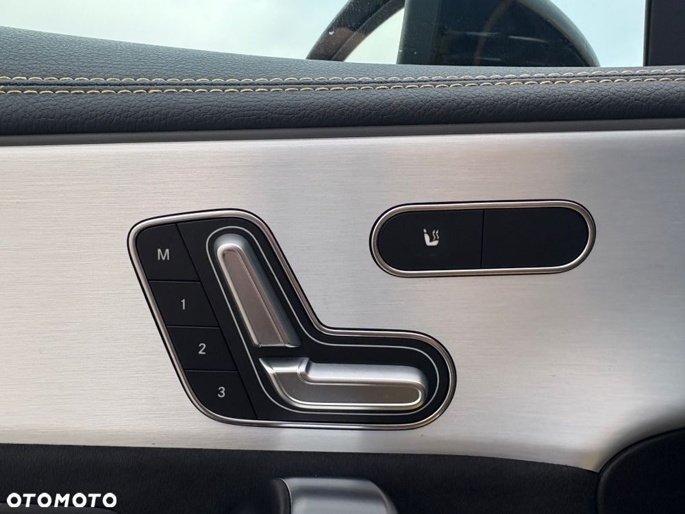 Mercedes-Benz CLA AMG 45 S 4-Matic+ 8G-DCT - 11