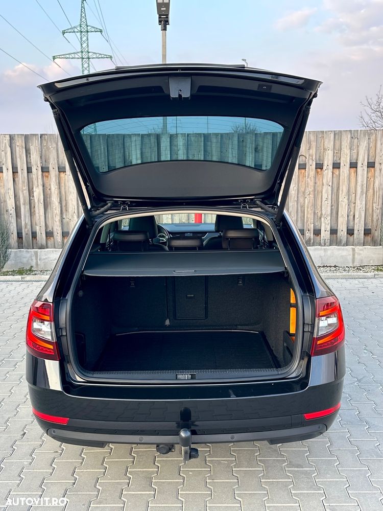 Skoda Octavia 2.0 TDI LAURIN & KLEMENT DSG - 18