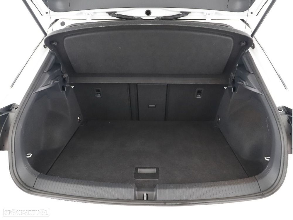 VW T-Roc 1.0 TSI OPF R-Line - 24