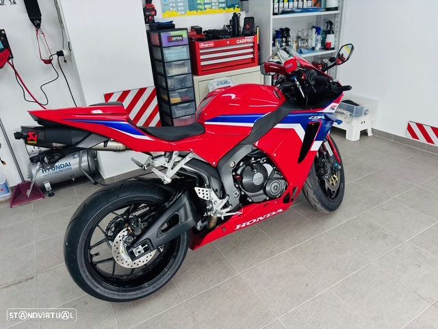 Honda CBR CBR600RR PC69 - 4