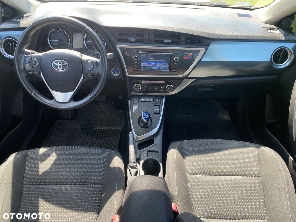 Toyota Auris - 14