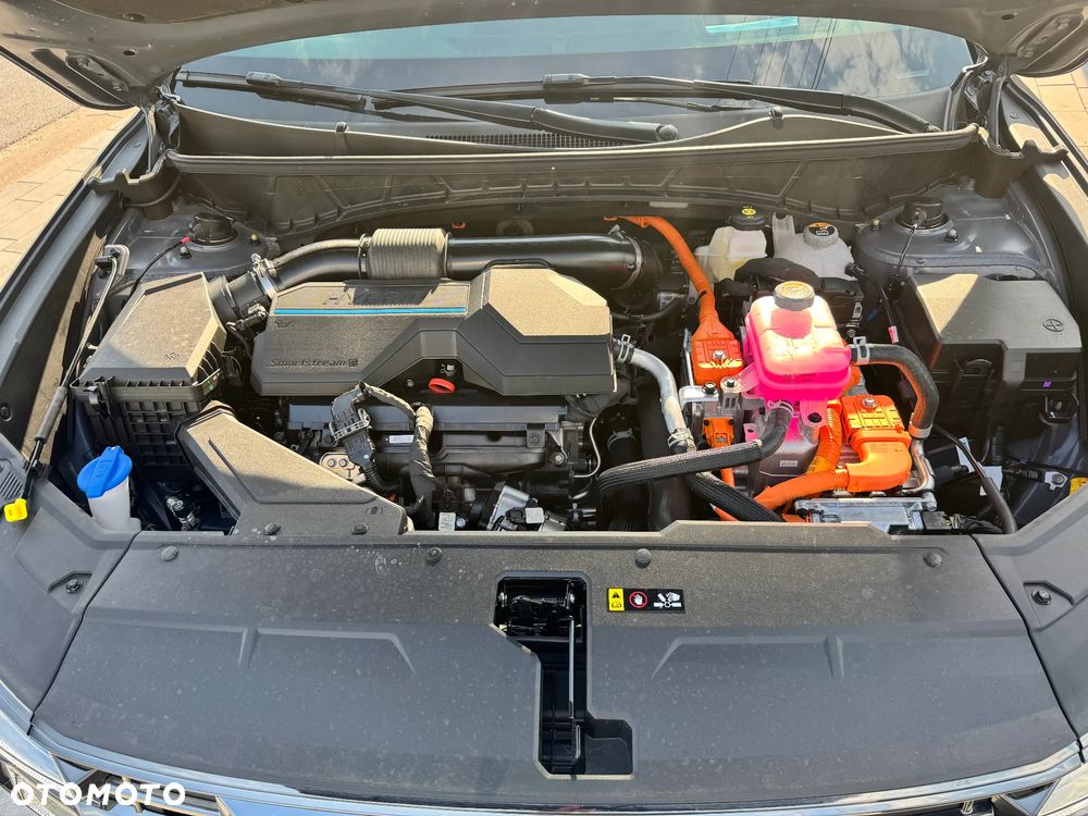 Hyundai Tucson 1.6 T-GDi HEV Platinum 2WD - 28