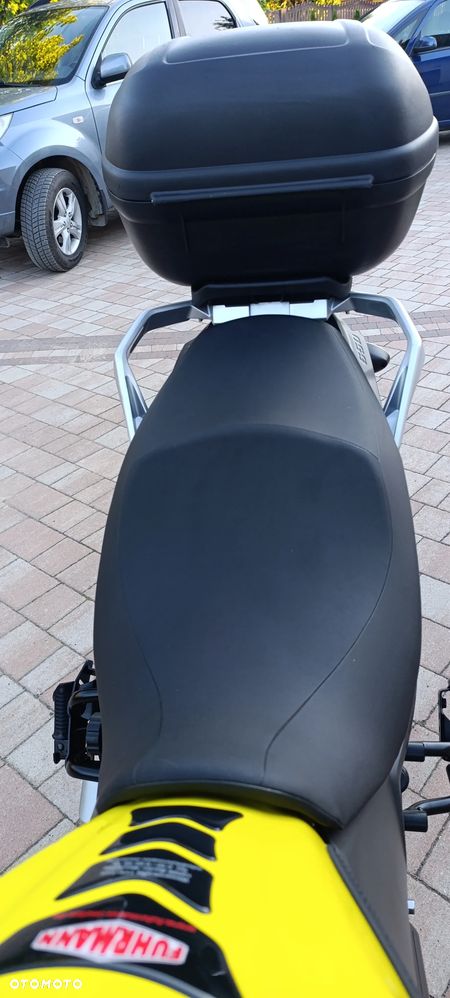 Suzuki V-STROM - 9