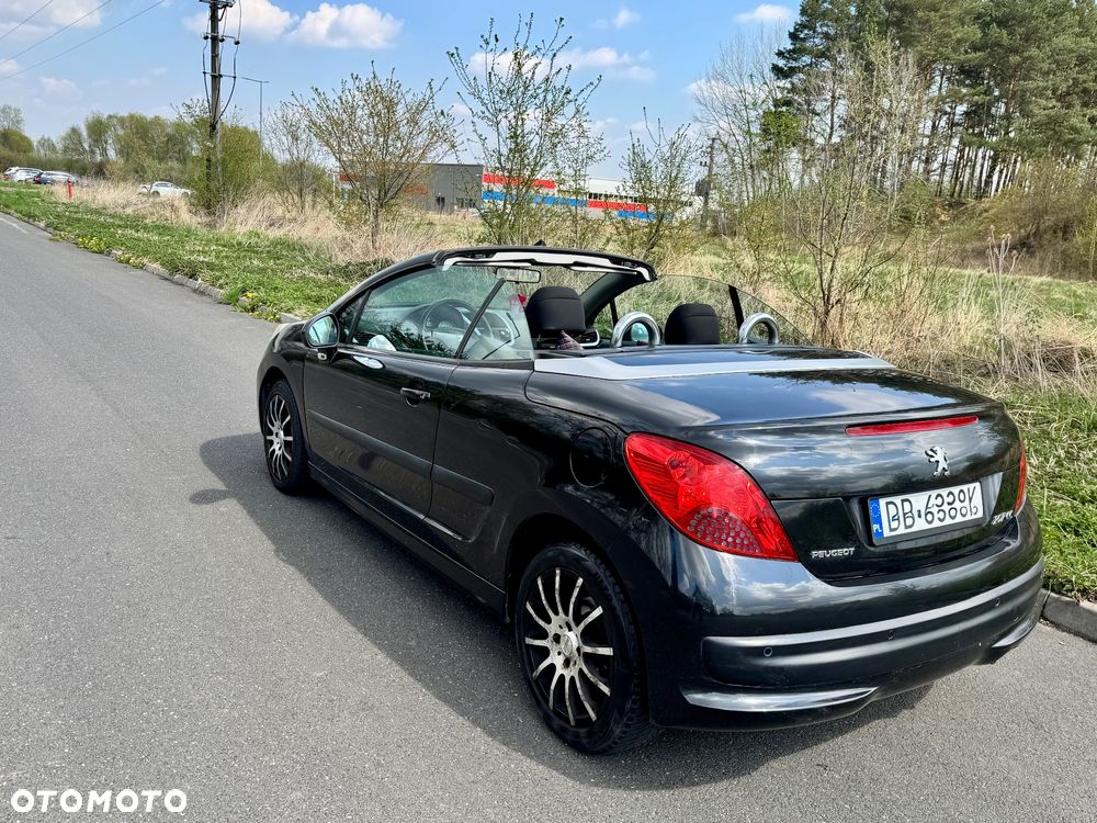 Peugeot 207 CC - 5