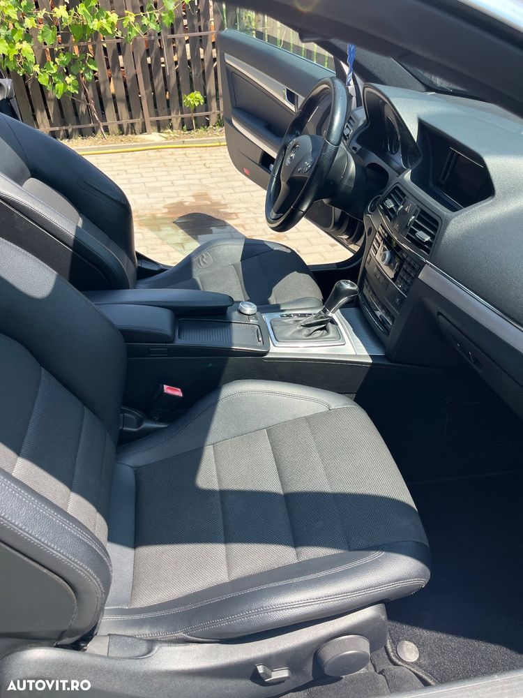 Mercedes-Benz E 250 CGI BlueEfficiency Automatik - 12