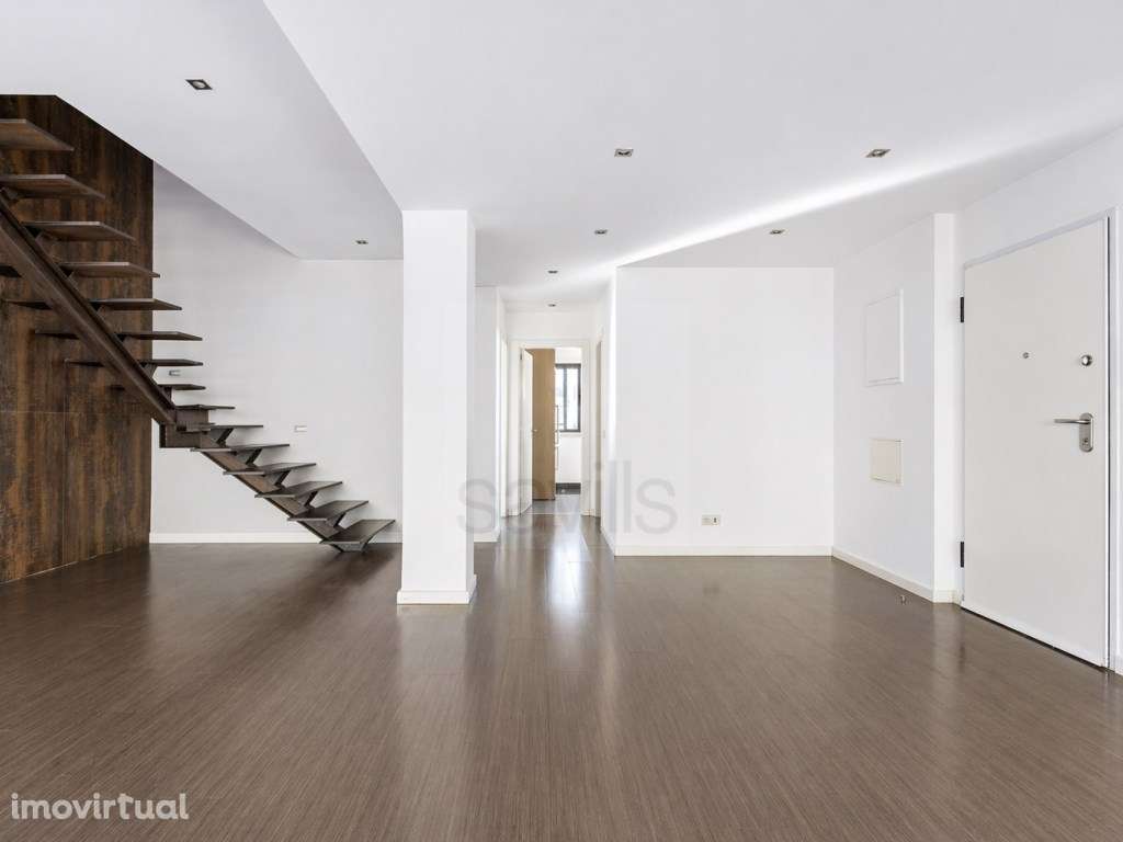 Apartamento T2 duplex com garagem, Campo Santana, Lisboa - Grande imagem: 3/23