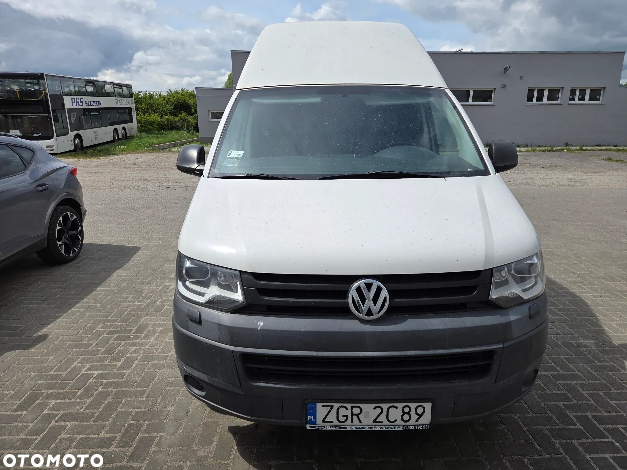 Volkswagen Transporter - 2