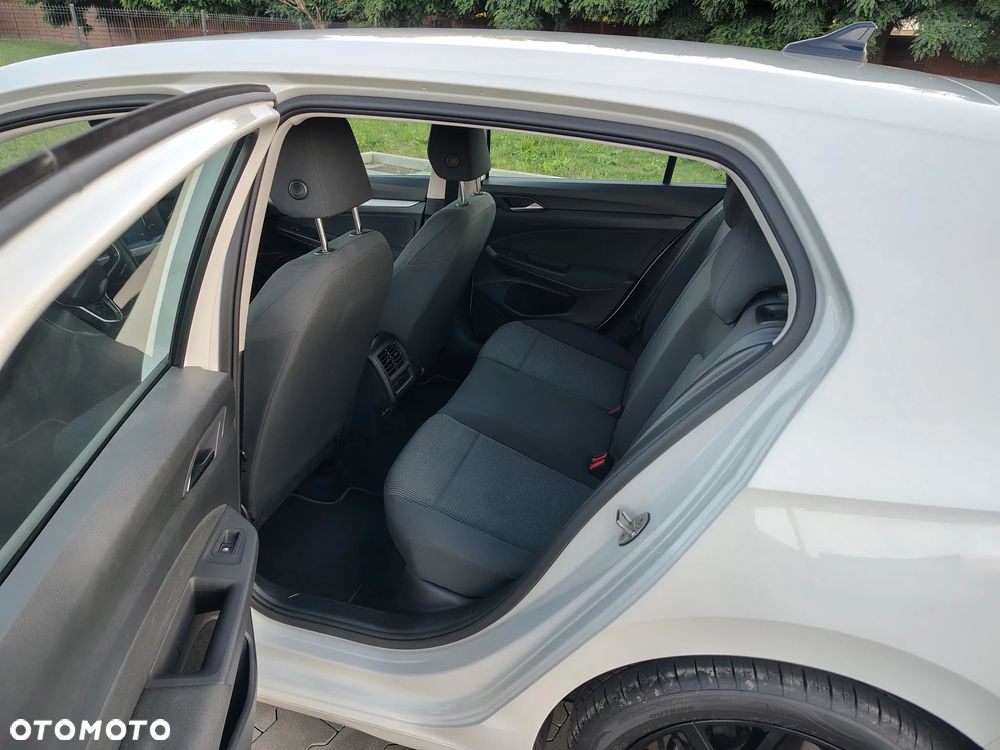 Volkswagen Golf 2.0 TDI Life - 18