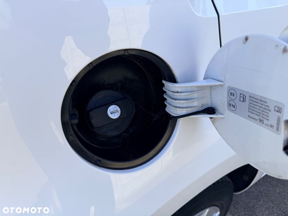 Volkswagen up! 1.0 move - 21