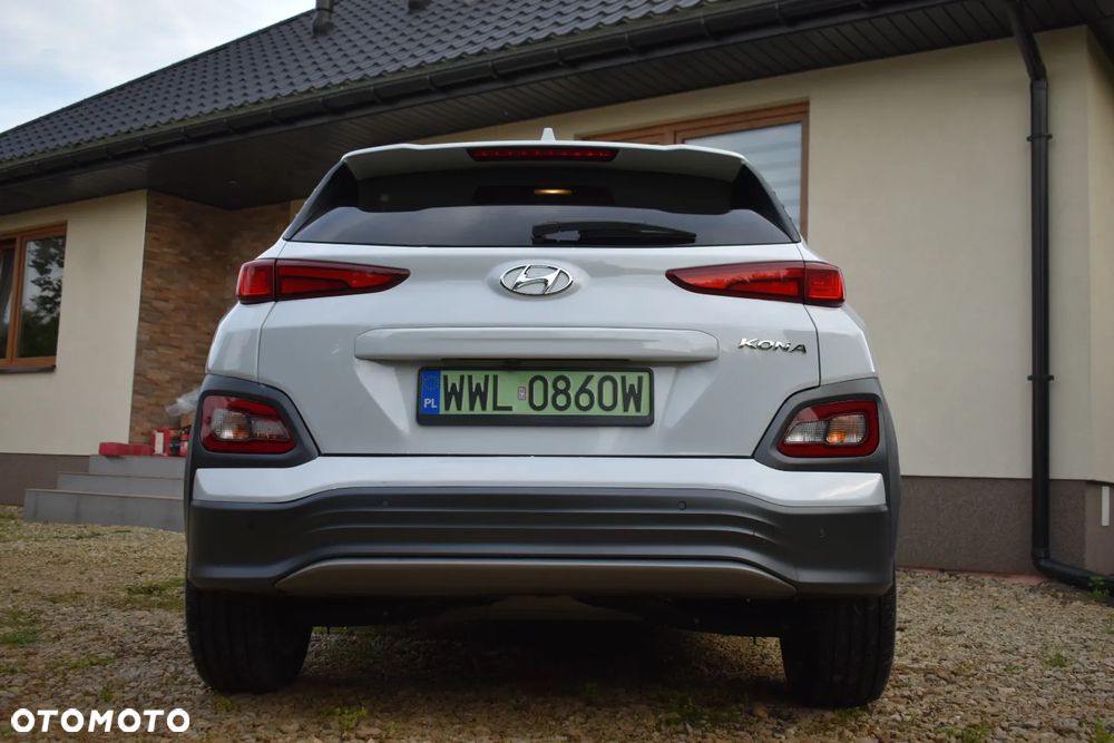 Hyundai Kona 64kWh Premium - 7