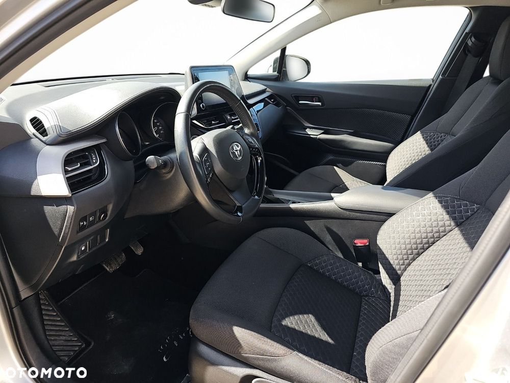 Toyota C-HR 1.8 Hybrid GPF Comfort - 13