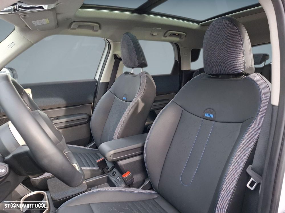 MINI Countryman D Classic - 18