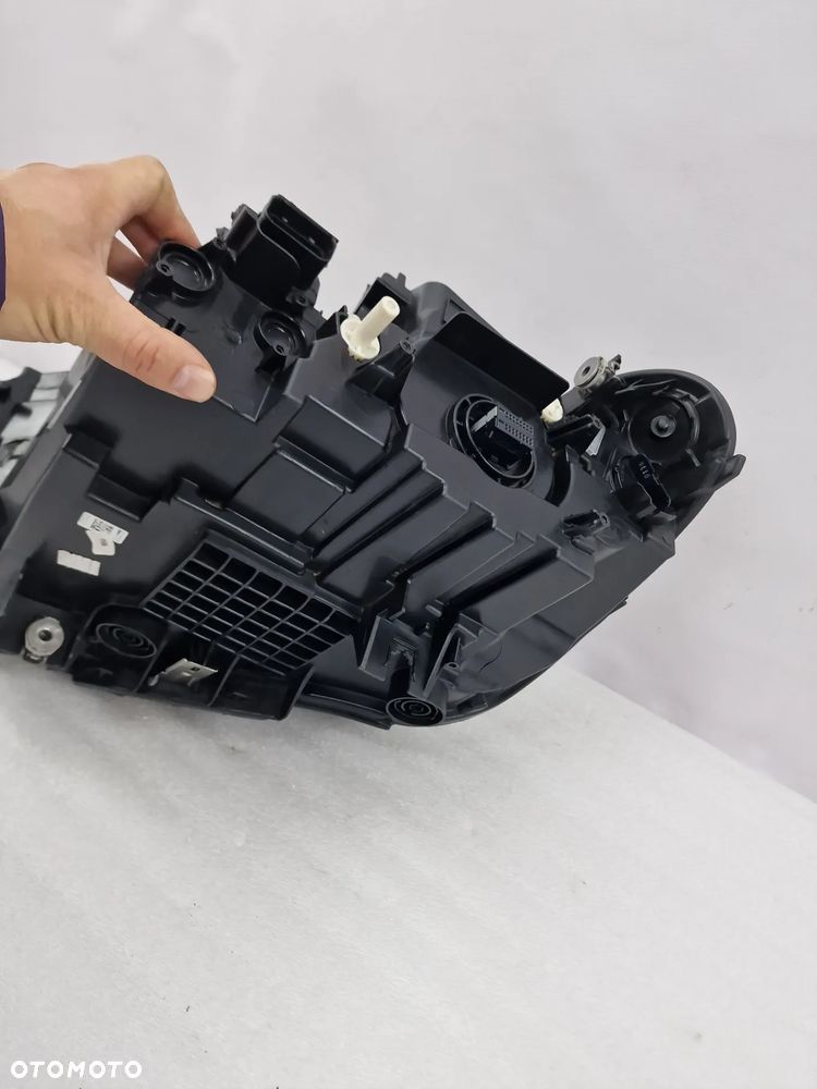 BMW X1 F48 15- PRAWA LAMPA PRZEDNIA PRZÓD FULL LED , NR 6311-7495004-03 / 63117495004 / 7495004 , NR AUKCJI LA31 - 26