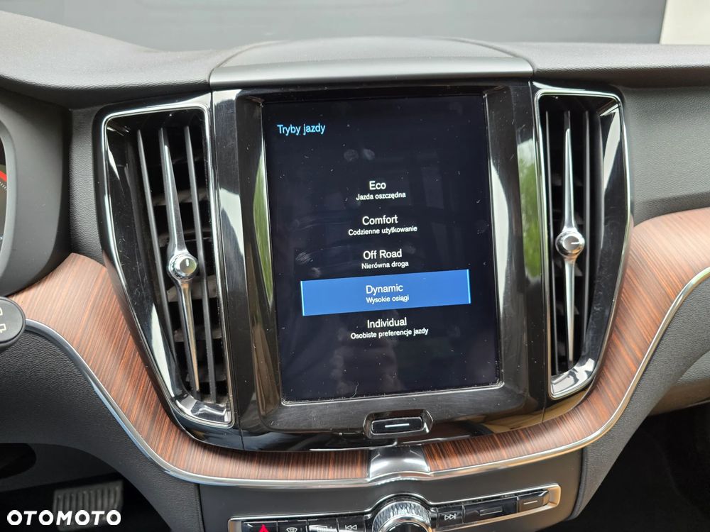 Volvo XC 60 D4 SCR AWD Inscription - 40
