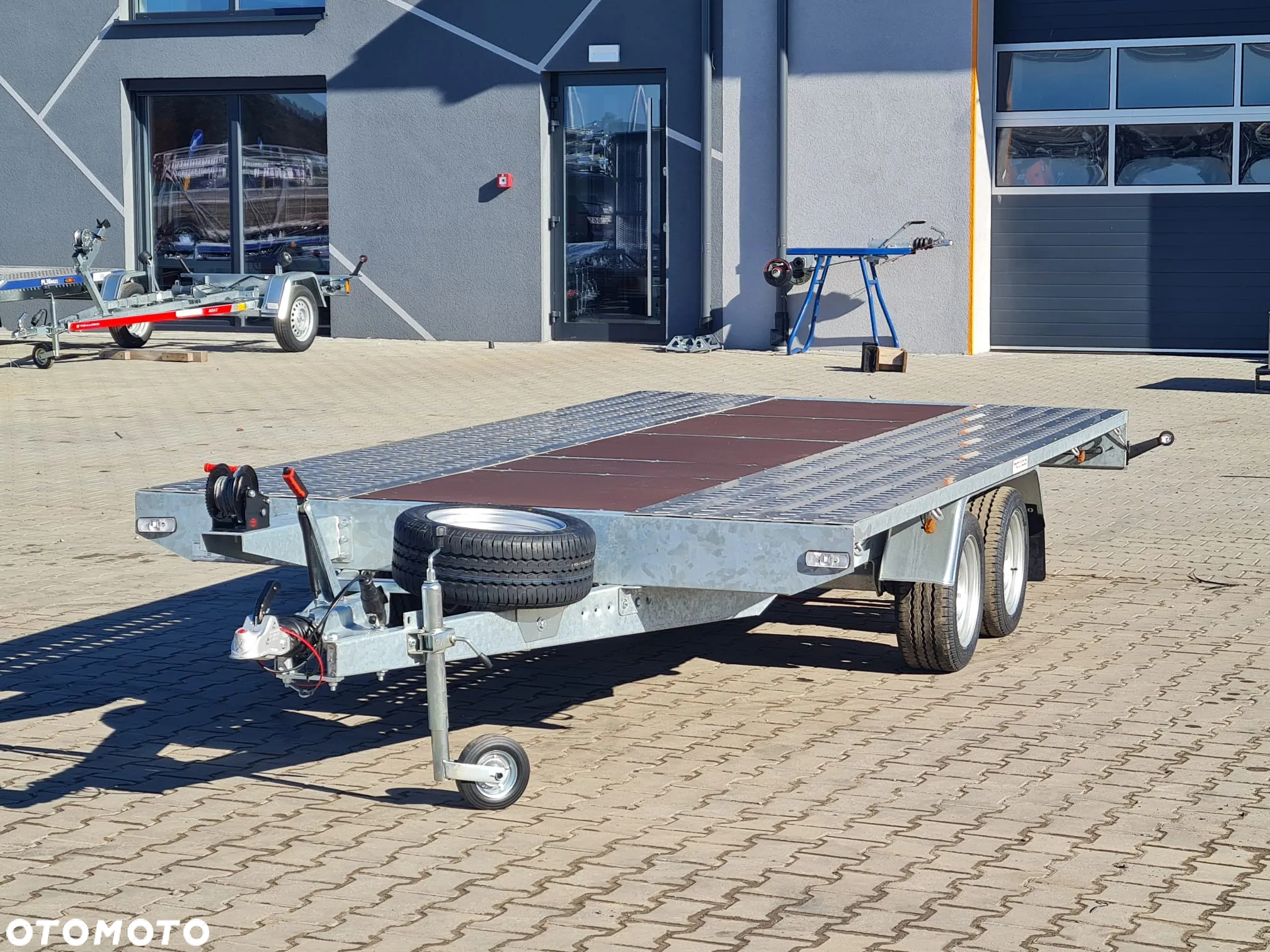 Niewiadów Laweta 450x210cm DMC 2700kg AMORTYZATORY KOŁO ZAPASOWE WCIĄGARKA  wypełnienie z wodoodpornej sklejki - 8
